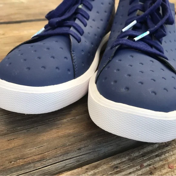 Native Shoes - Picture 4 of 8